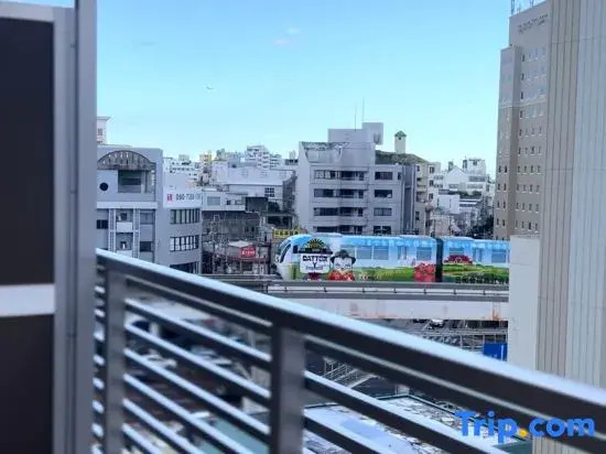 Gala City Hotel only 5 mins to Kokusai Street