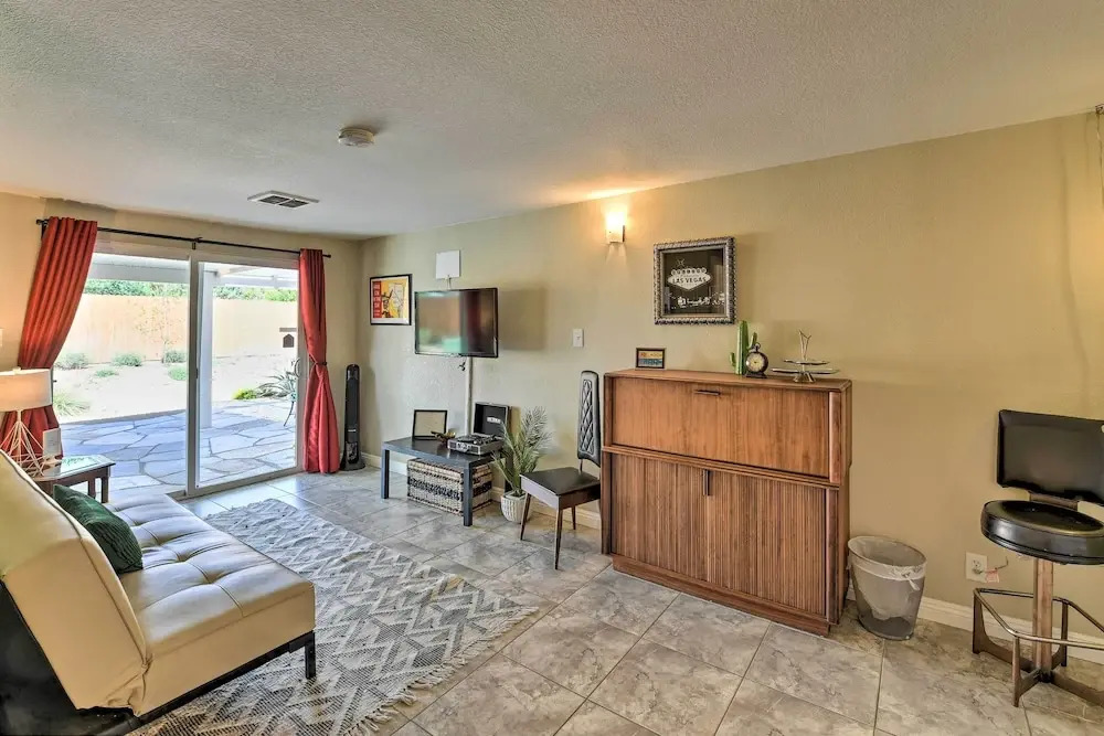 Vintage Downtown Vegas Retreat < 3 Mi to Strip!