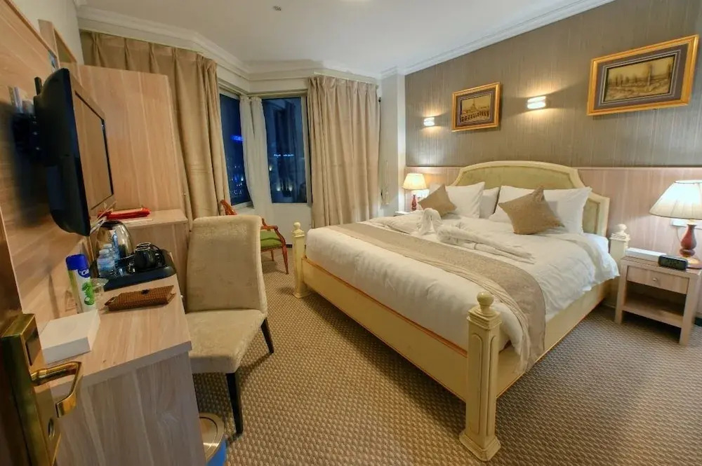 Manazel Al Saadiq Hotel
