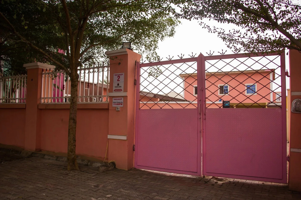 Fun City Hotel 2