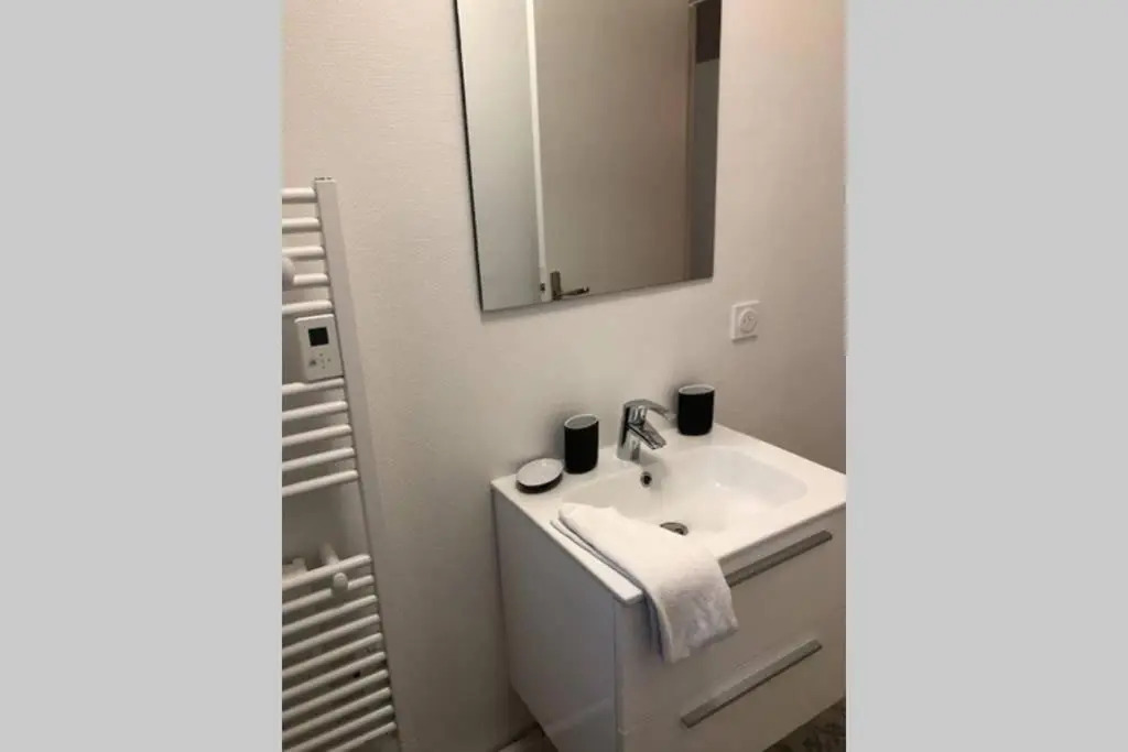NEW Kontez - refait a neuf, 2ch, appt 55m2 moderne et confortable