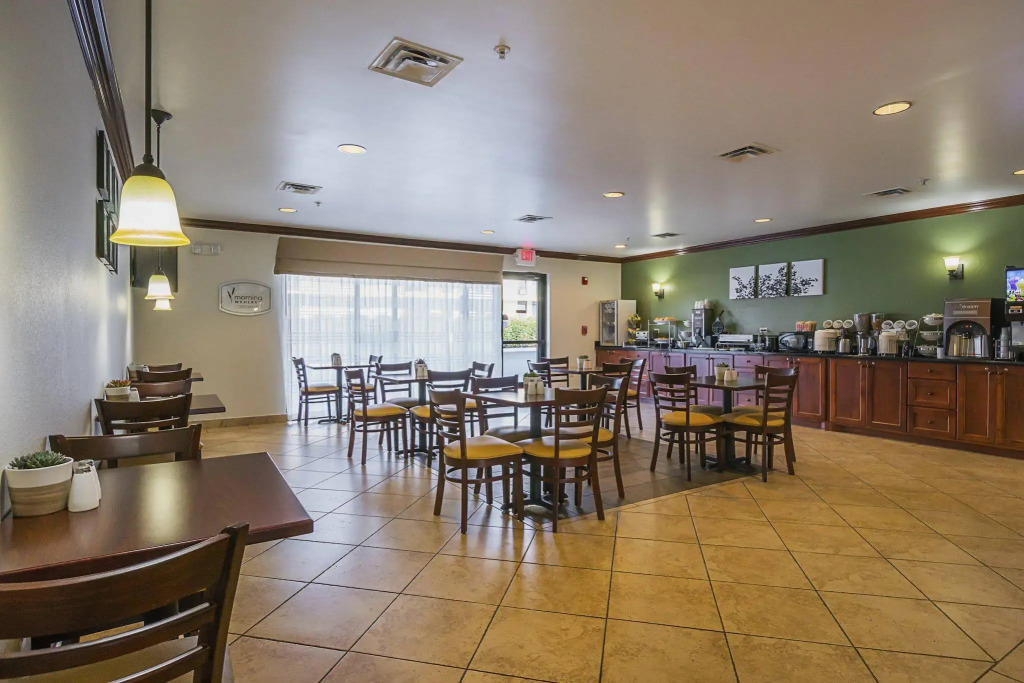 Sleep Inn & Suites Manchester near Arnold AFB