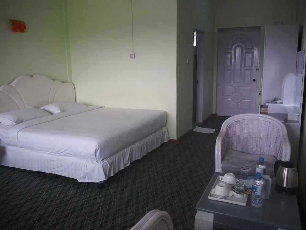 Royal Jasmine Hotel