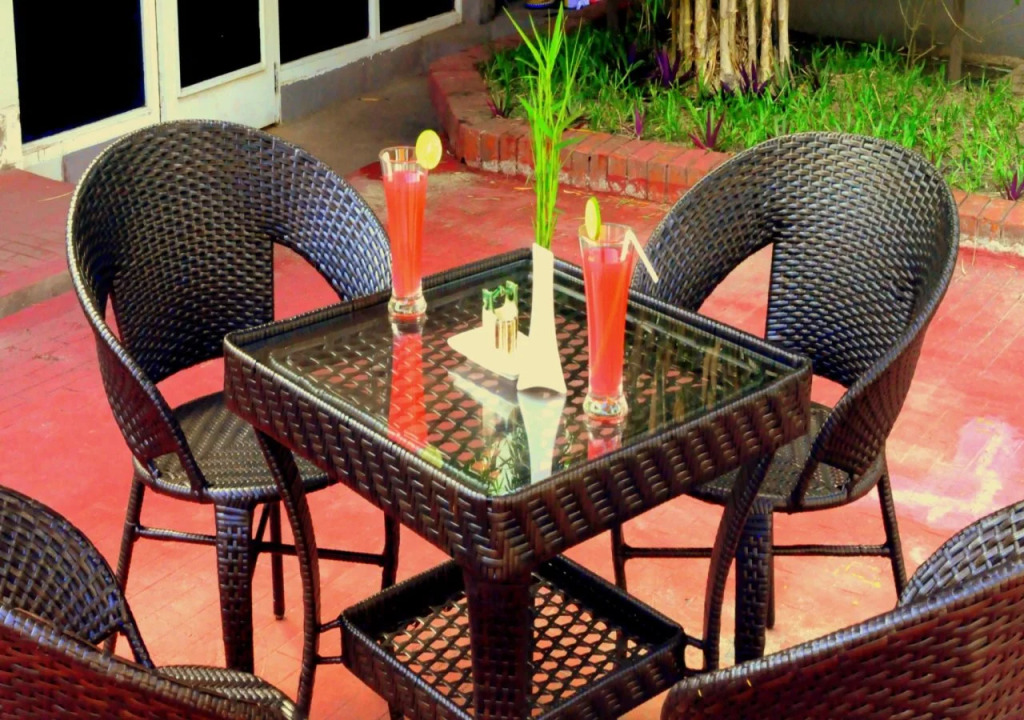 Sedona Hotel Inya Wing