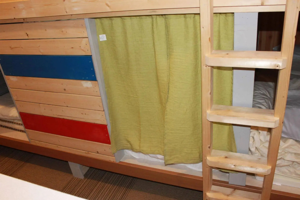 Hostel Azalea