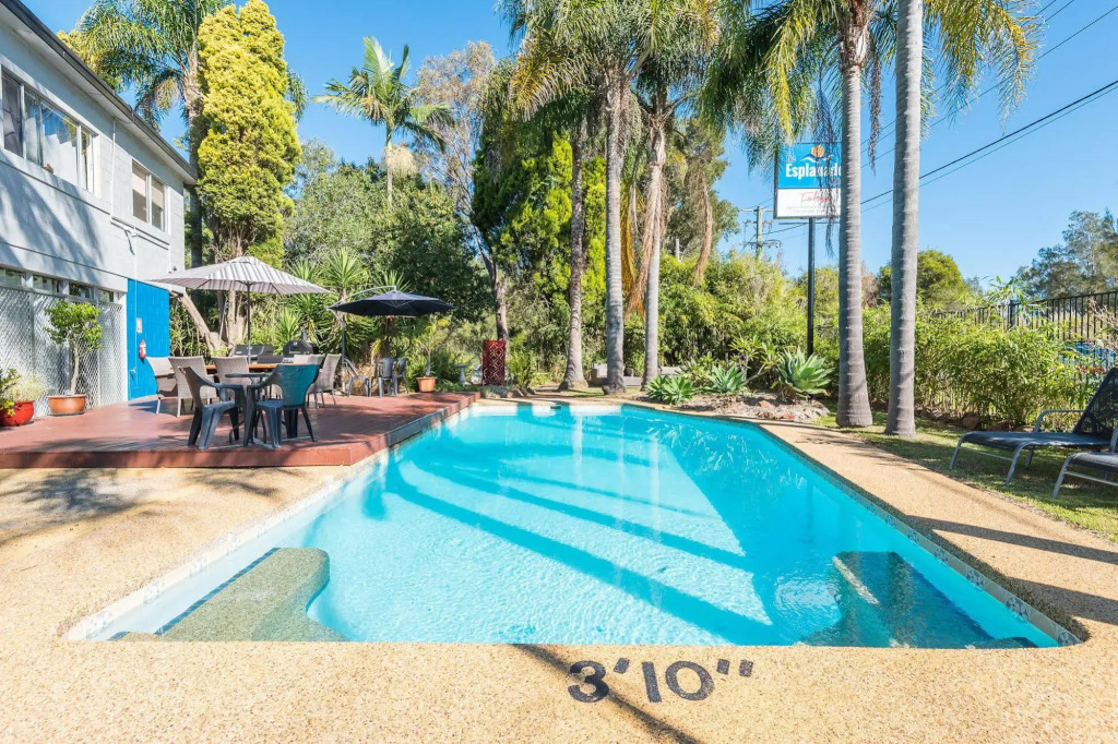 The Esplanade Motel
