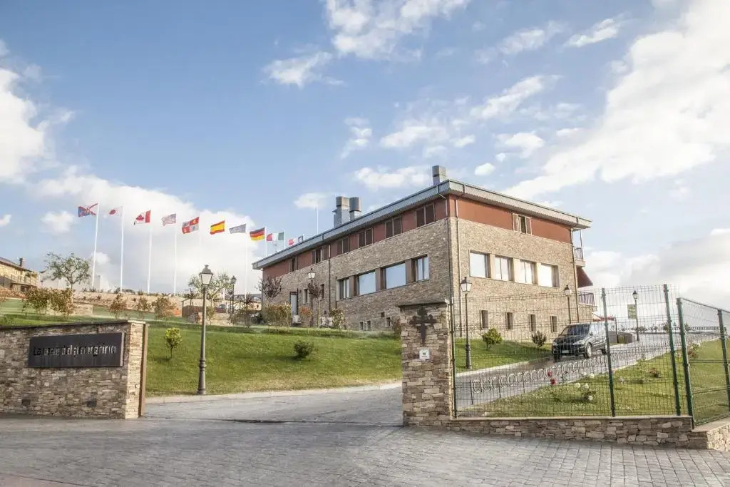 Hotel Albergue La Casa Del Peregrino