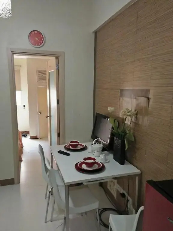 CHATEAU ELYSSE a4 near SM Mall,AIRPORT Wifi