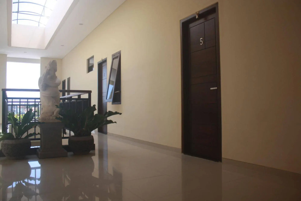 Hotel Mandari
