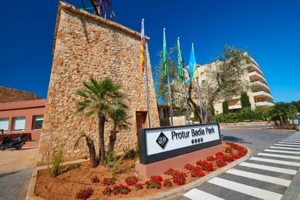 Protur Badí­a Park Aparthotel