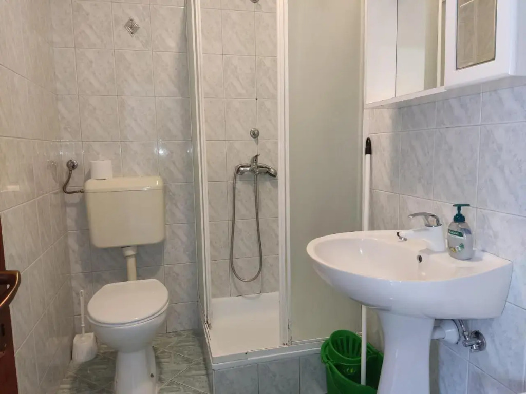 Guesthouse Porto 100m see, close Sandy beach, Pebble beach