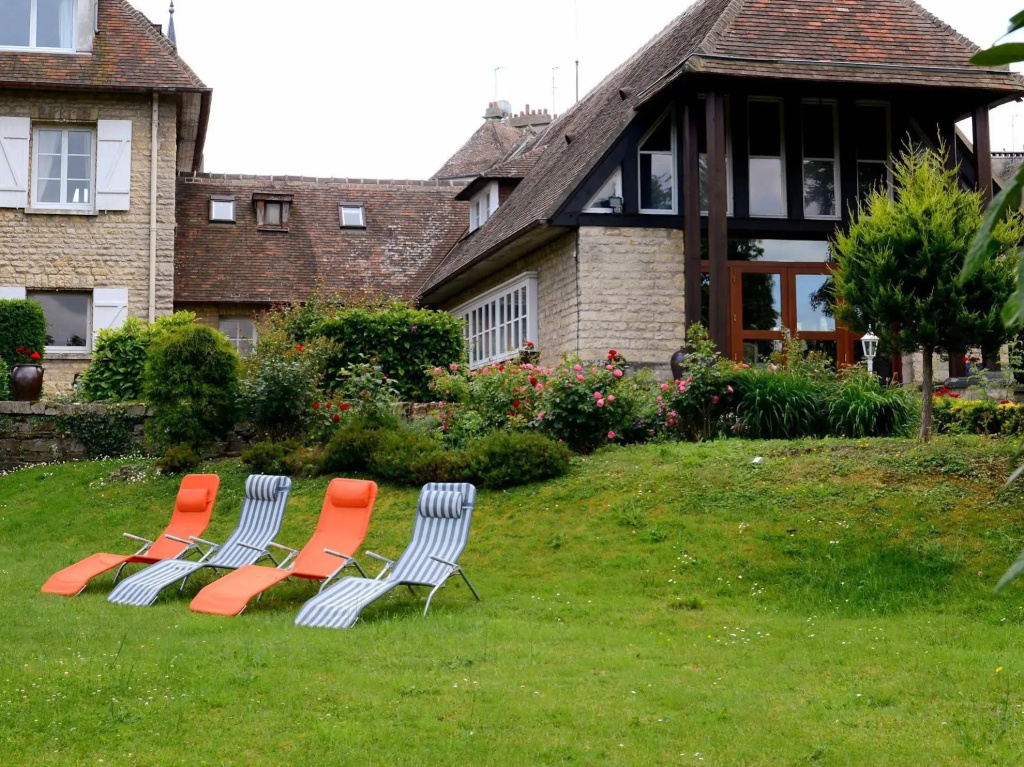 Logis Hotel Le Relais De La Poste Restaurant Le Fil du Temps