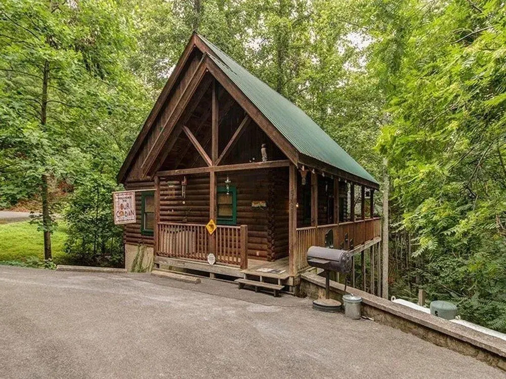 Forest Fling 2 Bedroom Cabin by RedAwning