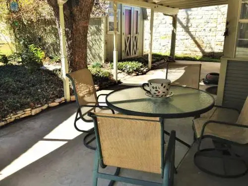 Studio B Guest House