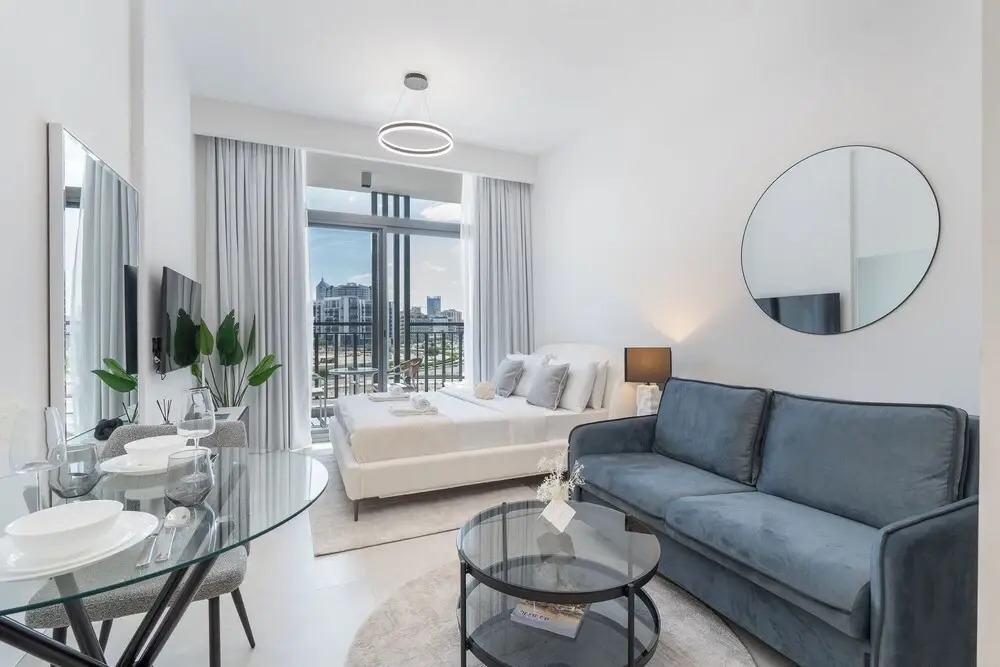 TOP Location | Work and Chill near Miracle Garden