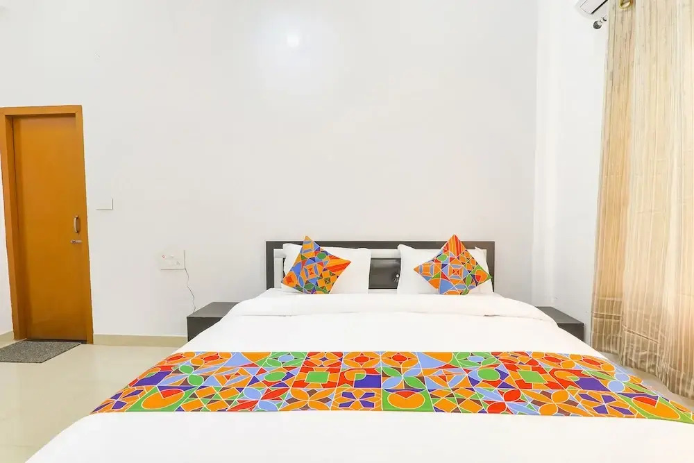 Fabhotel Trayamb