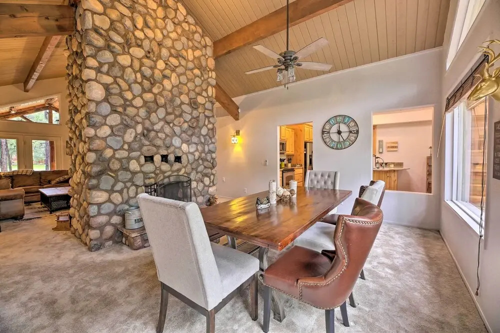 Wooded Yard, Gas Grill: Lush Pinetop Retreat