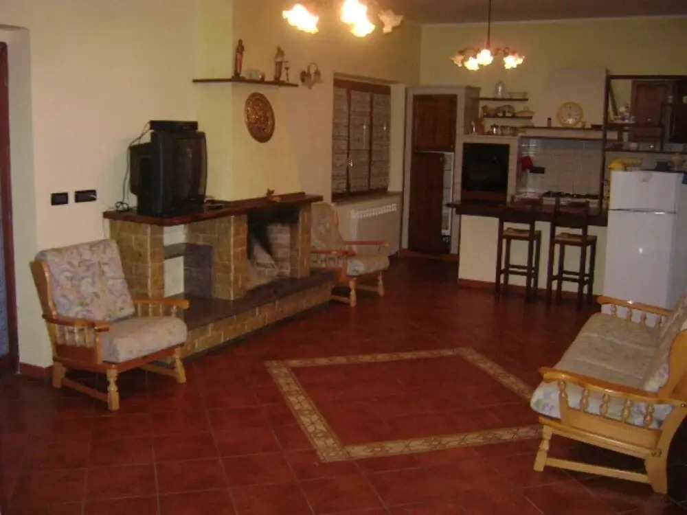 Apartment With 3 Bedrooms in Lorica, With Wonderful Lake View, Enclose