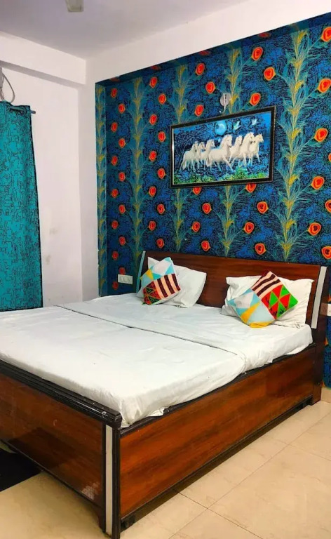 Green Orbit Hotel