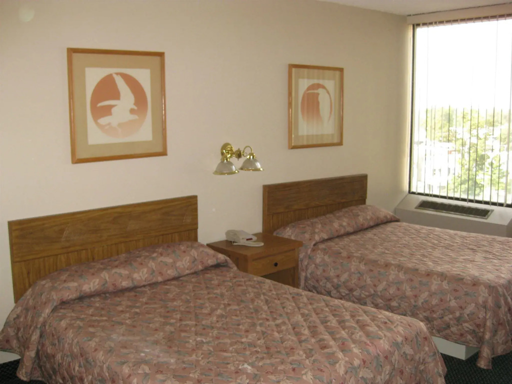 City Line Hotel