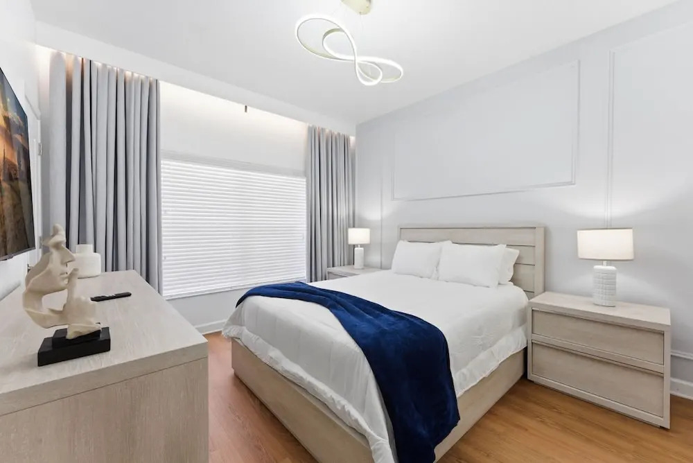 Stylish 4br, Private Pool, Themed Rooms, Sleeps 13
