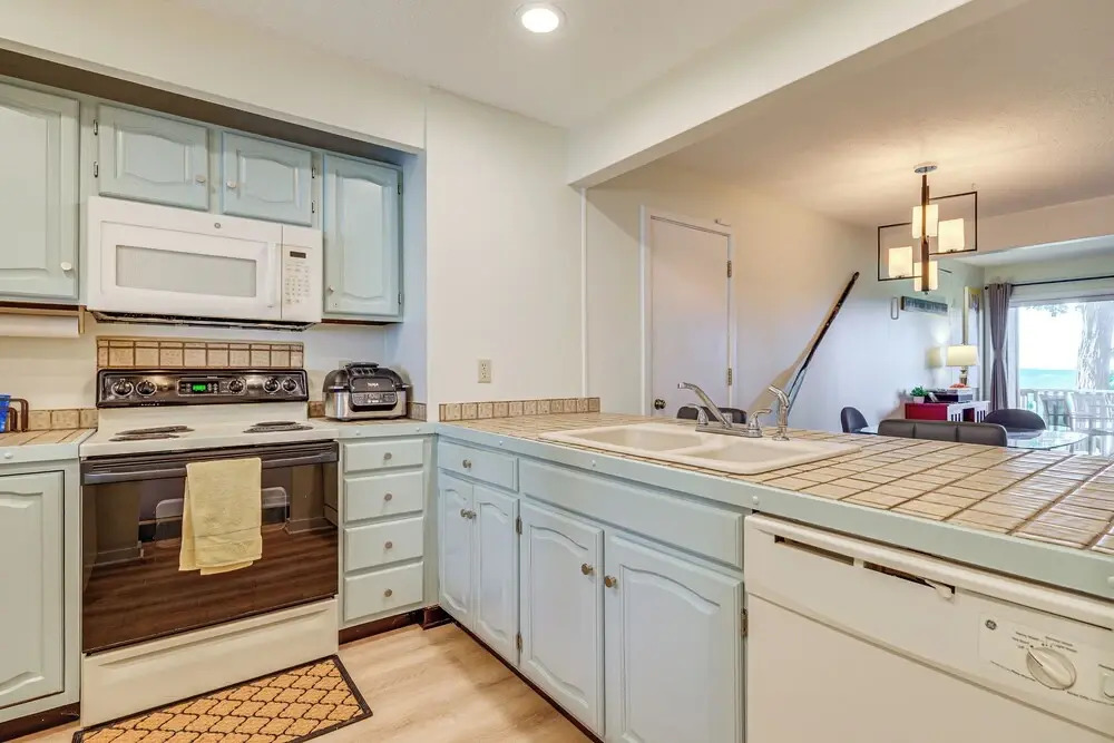 Bellaire Vacation Rental - Ski Shuttle Access!