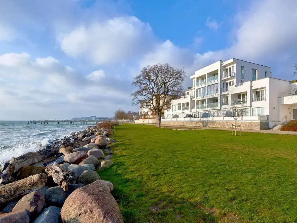 Ostseeresidenz Sassnitz - WG 18 mit Kamin, Sauna, Terrasse, Meerblick