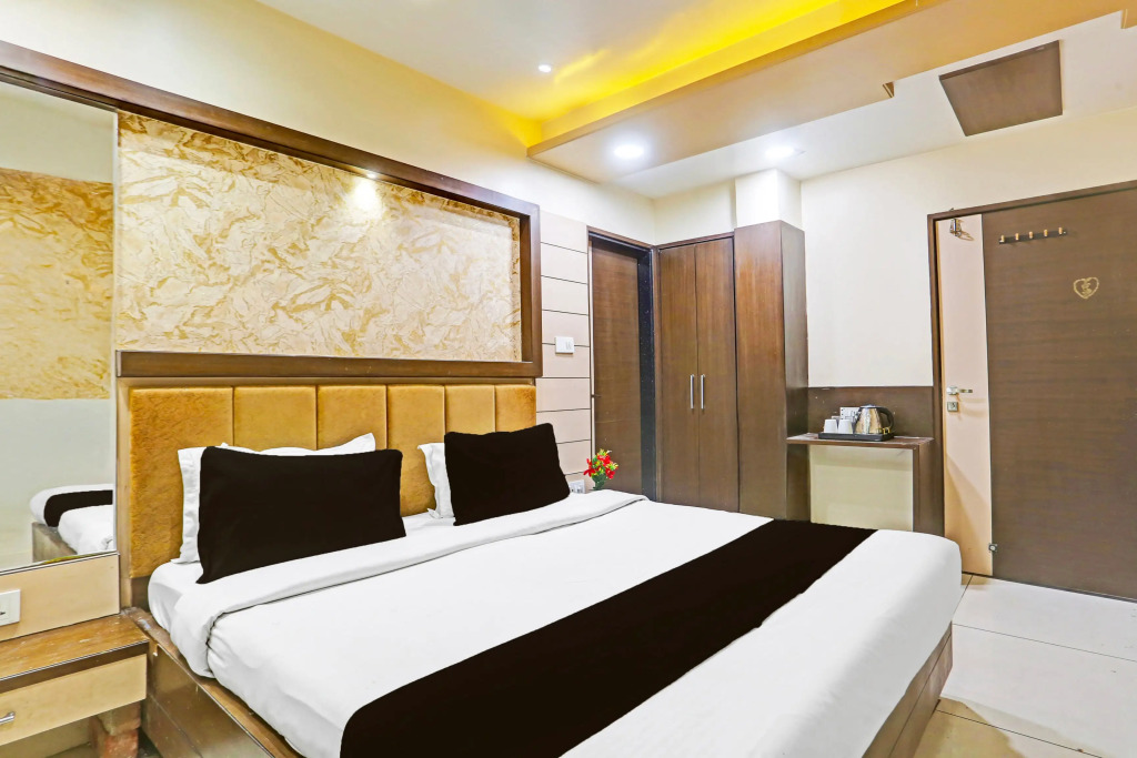 Hotel O Kesarganj Formerly Suman Palace