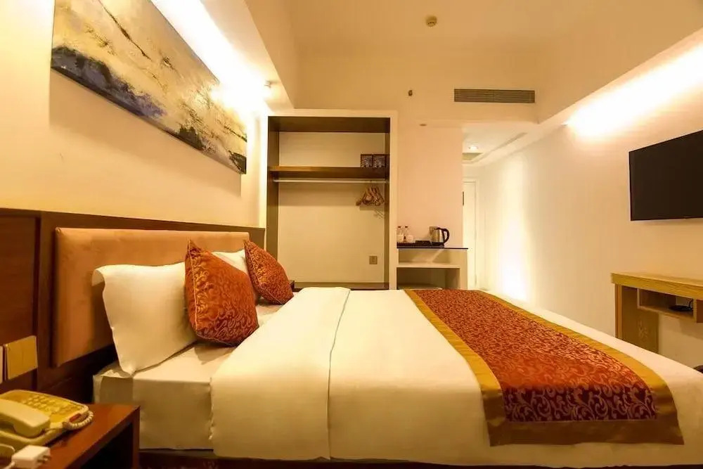 The New Dongyuan International Hotel