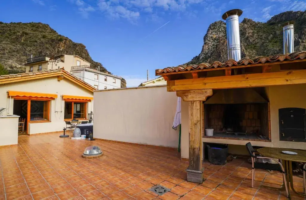 Casa Arnedillo by Apartamentos Arnedillo