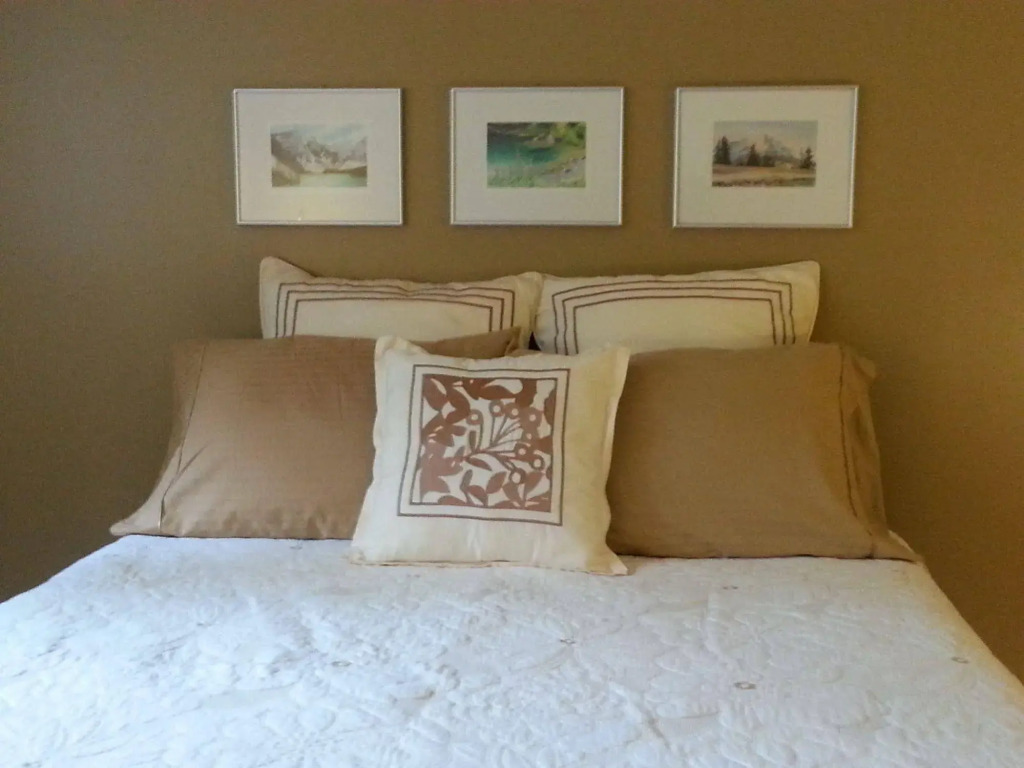 Creekside B & B