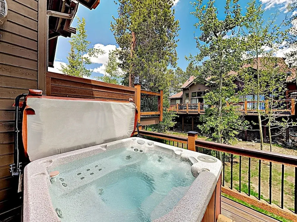 New Listing! Warriors Mark Townhome W/ Hot Tub 3 Bedroom Townhouse