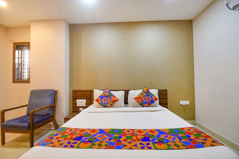 Fabhotel Royal Crystal