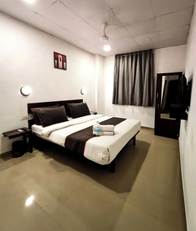 42609 Townhouse Gokul Solitaire VIP Rd