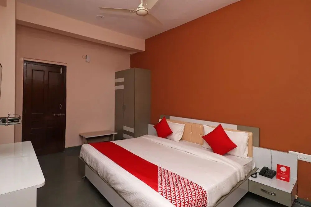 OYO 26864 Affinity Palace