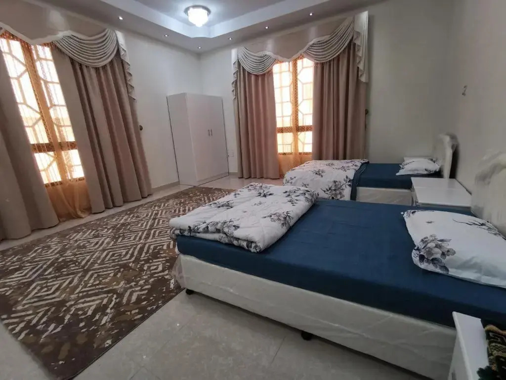بيت العز السياحي Al-Ezz Tourist House