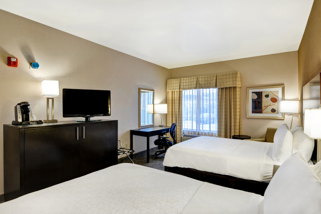 Holiday Inn Express Hotel & Suites Milwaukee-New Berlin by IHG
