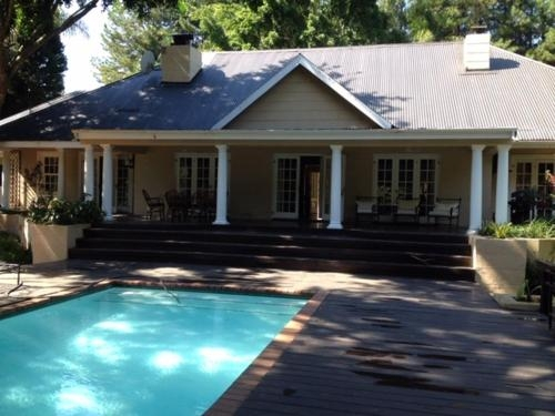 Blue Mountain Luxury Lodge