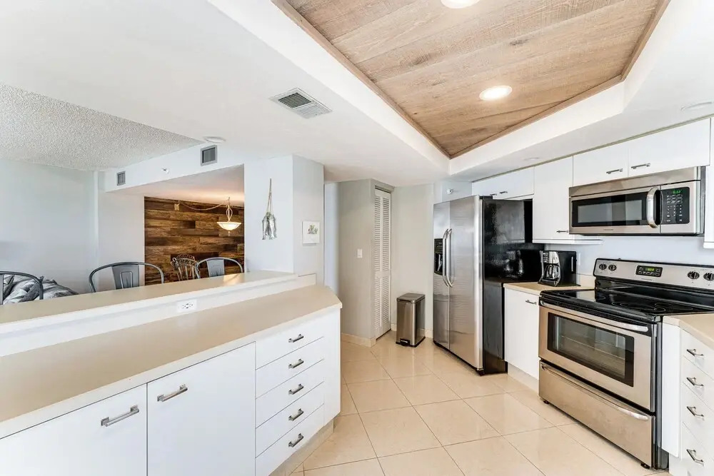 Daytona Beach Shores Condo w/ Oceanfront Pool!