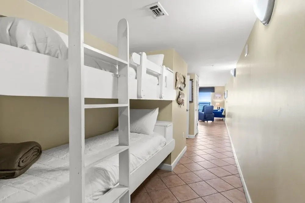Pelican Isle 216 - Surfside Haven
