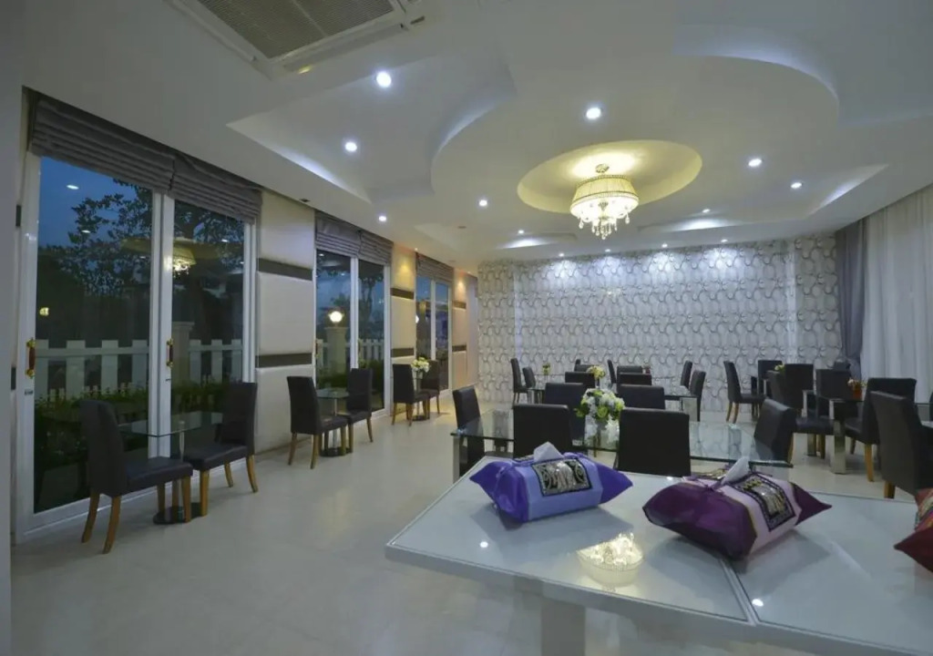 Phuglong Hotel