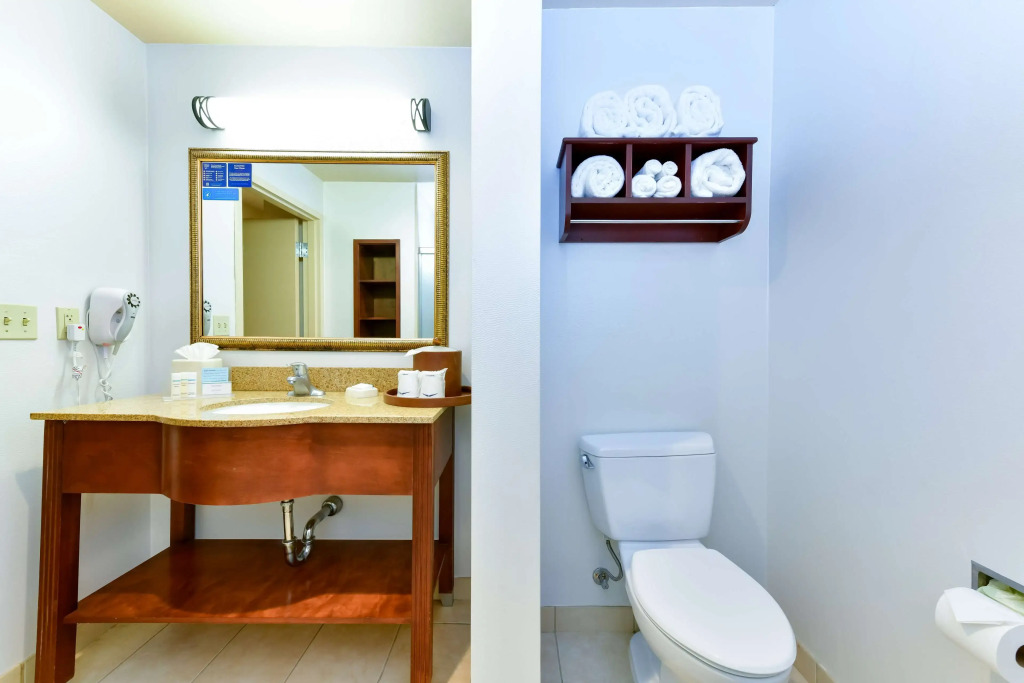 Hampton Inn & Suites Pittsburg