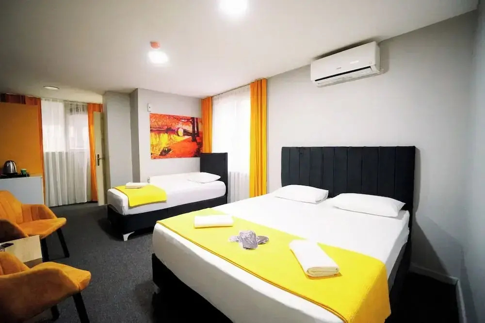 Palace Suit Hotel