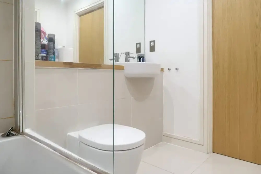 Diprose Court Deluxe Guest Room