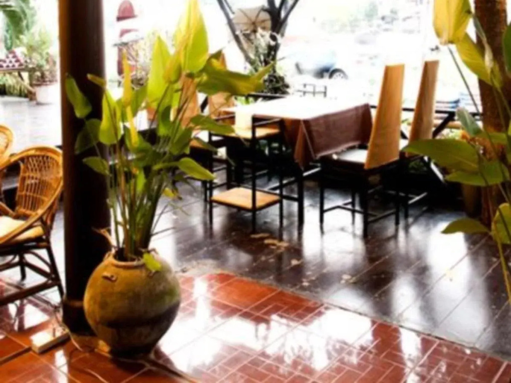 Baan Puang Petch