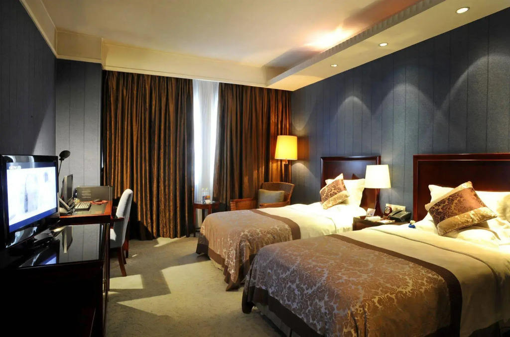 Yiwu Yi He Hotel