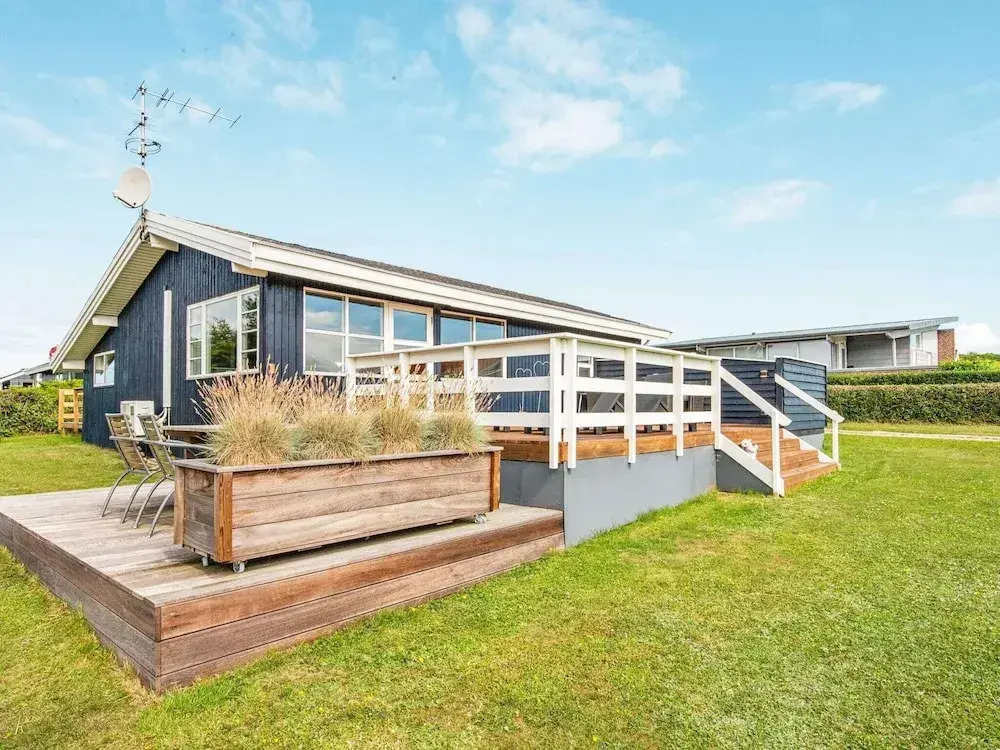 Vibrant Holiday Home in Juelsminde near Sea