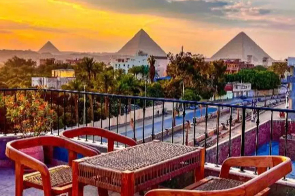 Almas Pyramids Hotel