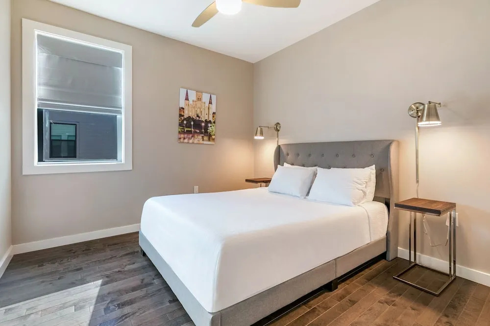 Modern 4BR Villas with Amenities