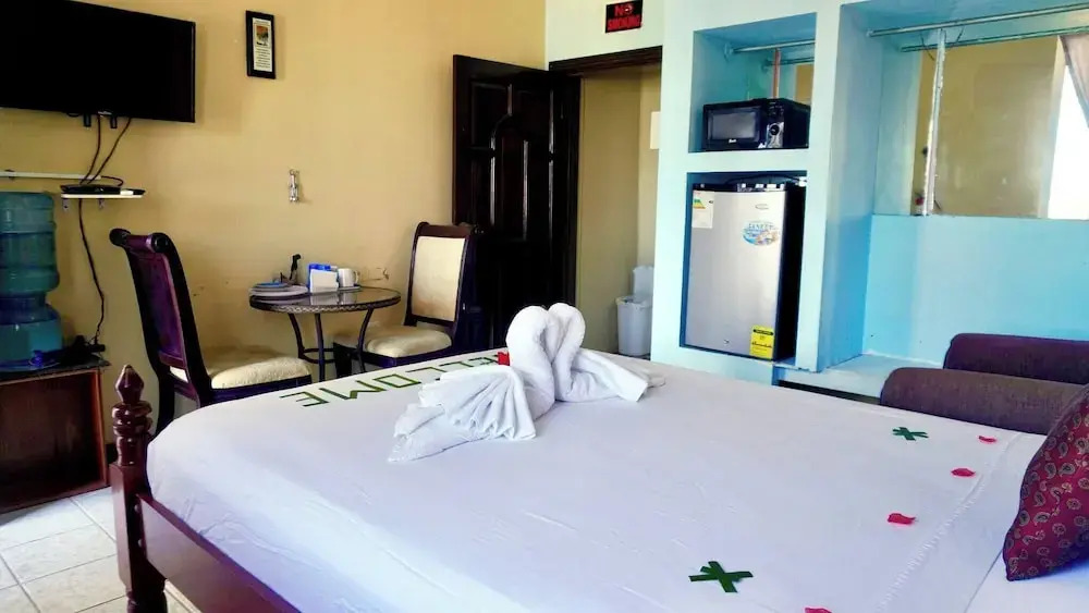 See Belize Tranquil Sea View Studio With